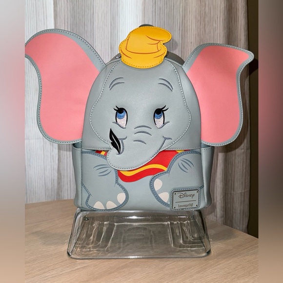 Character Dumbo Loungefly Mini Backpack - Picture 1 of 1